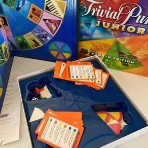 TRIVIAL PURSUIT JUNIOR CARD BOARD GAME TRIVIA FOURTH EDITION HORN ABBOT #06250